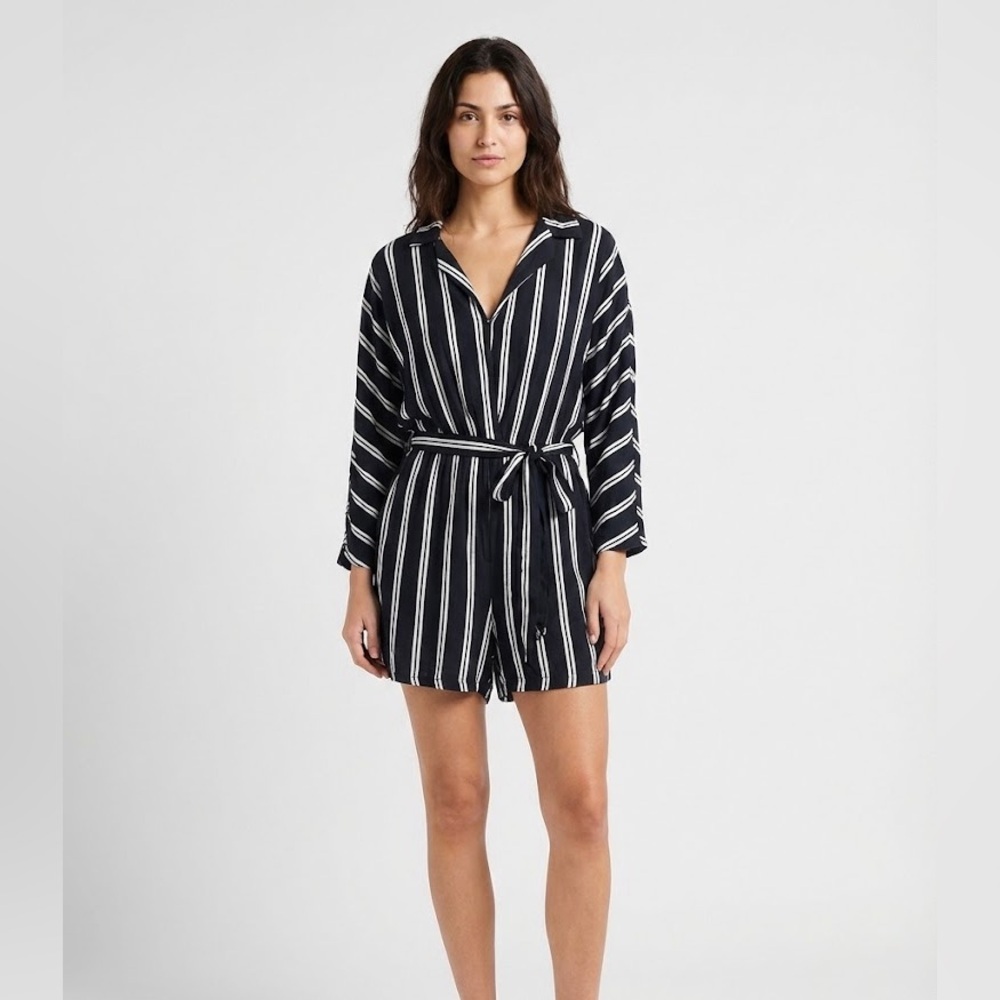 ✨NWT✨ Cotton On Navy, Green and White Striped Romper Women size L